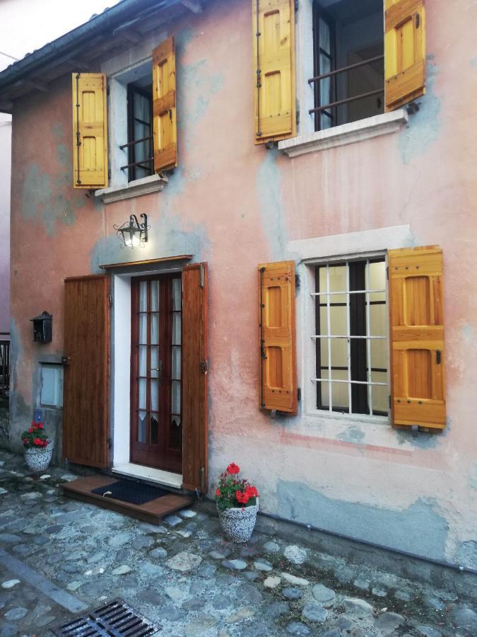 La Chicca Piccola Casina In Affitto Nel Borgo Antico Di Gaggio Montano Bo公寓 外观 照片